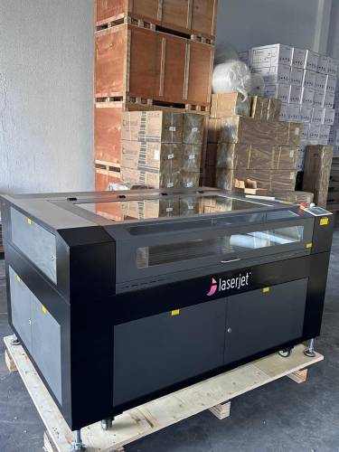 NINACUT LASER CO2 1390N - 150W - MESA OSCILANTE - MOD. GLC1390N - WMS